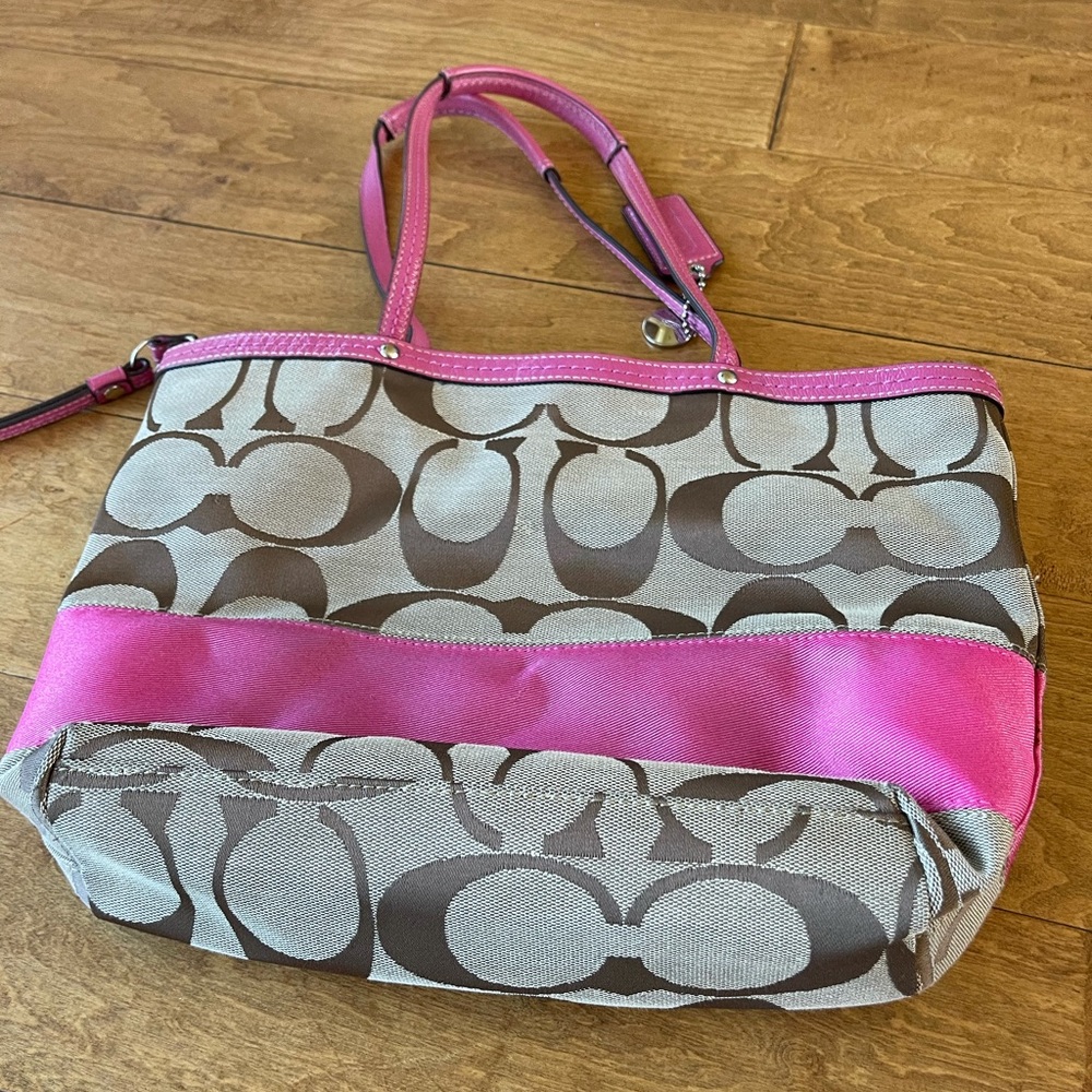 Coach Signature Stripe Tote - Picture 7 of 11